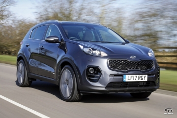 Kia Sportage 2022 Front Side Angle